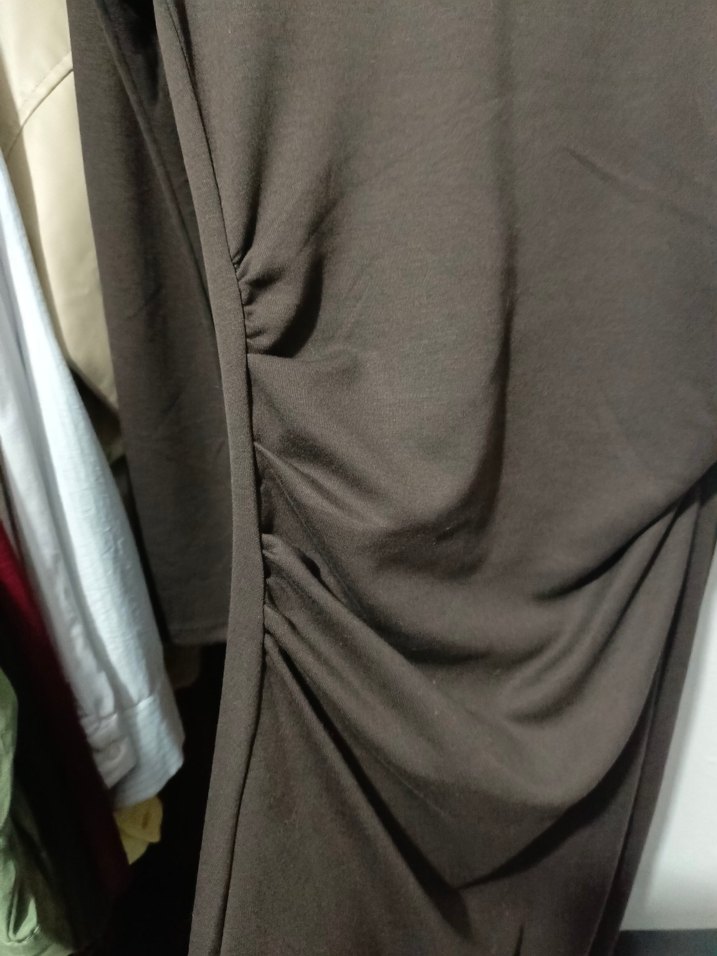 Kahverengi Uzun Kollu Drapeli Kadın Elbise - Görsel 3