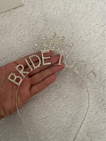 Bride tacı