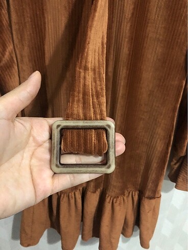 Kadife Elbise - Görsel 2