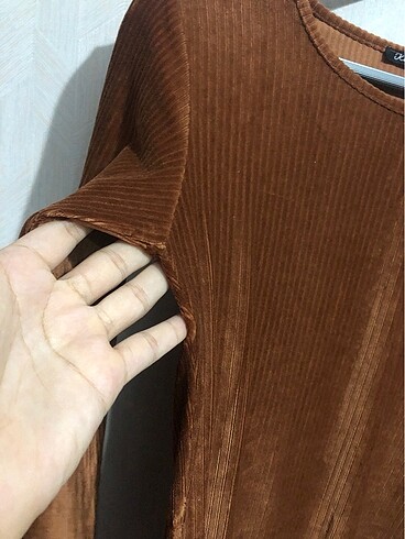 Kadife Elbise - Görsel 4