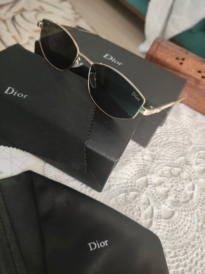 Dior Parlak Gri Kadın Güneş Gözlüğü - Görsel 2