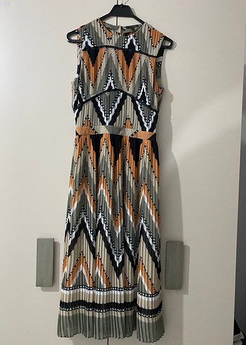 Massimo dutti Desenli Piliseli Uzun Elbise