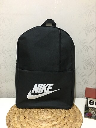 UNİSEX NIKE SIRT ÇANTASI