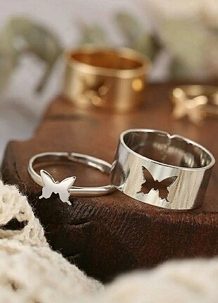 Kelebek çift yüzüğü