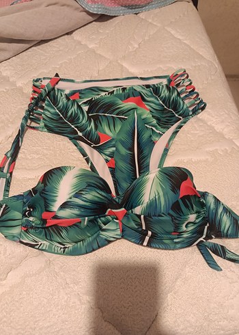 Yeşil Bohem Desenli Dantel Detaylı Bikini