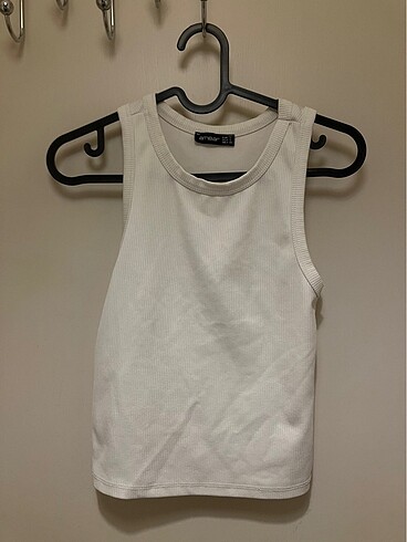 ambar beyaz crop top