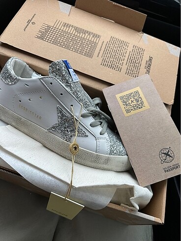Golden Goose Taşlı Ayakkabı