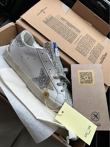 Golden Goose Deluxe Golden Goose Taşlı Ayakkabı