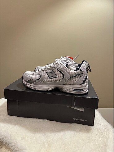 New Balance 530 ithal