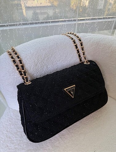 Guess Guess askılı çanta