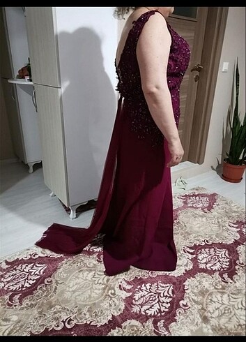 50 Beden bordo Renk Gece elbisesi