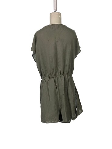 xs Beden Zara Kısa Tulum %70 İndirimli.