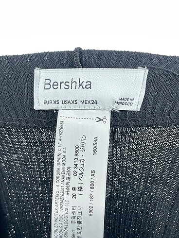 xs Beden Bershka Mini Etek %70 İndirimli.