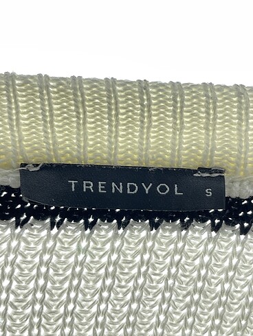 s Beden çeşitli Renk Trendyol & Milla Kazak / Triko %70 İndirimli.