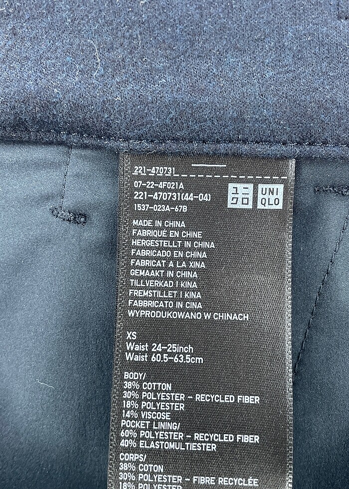 Uniqlo Düz Kesim %70 İndirimli. - Görsel 4