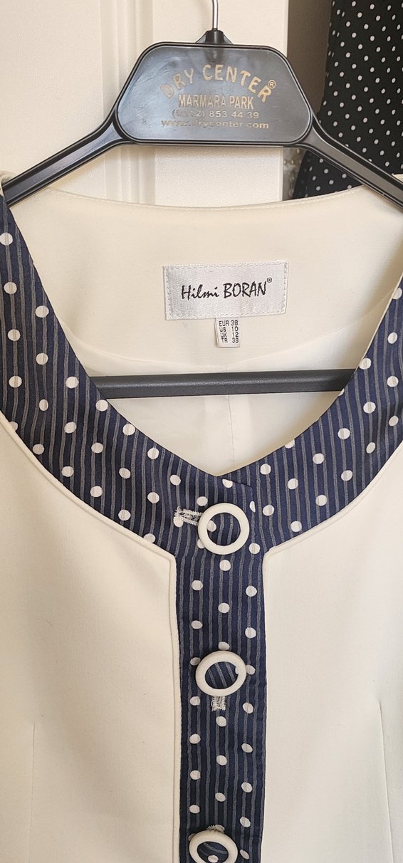 Beyaz Kadın Düğmeli Midi Ceket - Görsel 2