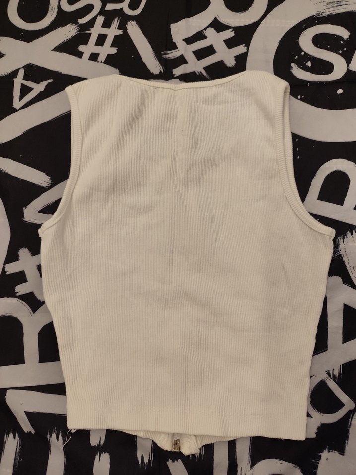 Beyaz Fermuarlı Kadın Kolsuz Atlet - Görsel 2