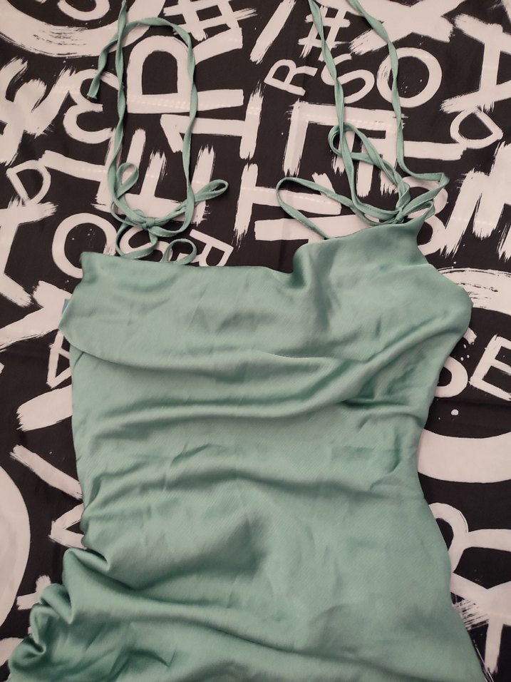 Yeşil Drapeli Uzun İnce Askılı Elbise - Görsel 2