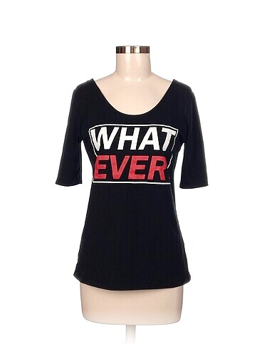 H&M T-shirt %70 İndirimli.