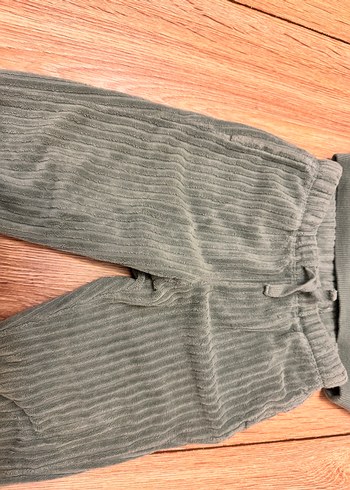 6 Ay Beden yeşil Renk H&M Uzun Kollu Yeşil Bebek Takımı
