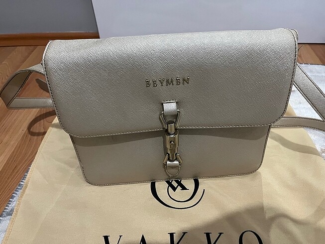 Beden Beymen Logolu Askılı Bej Çanta