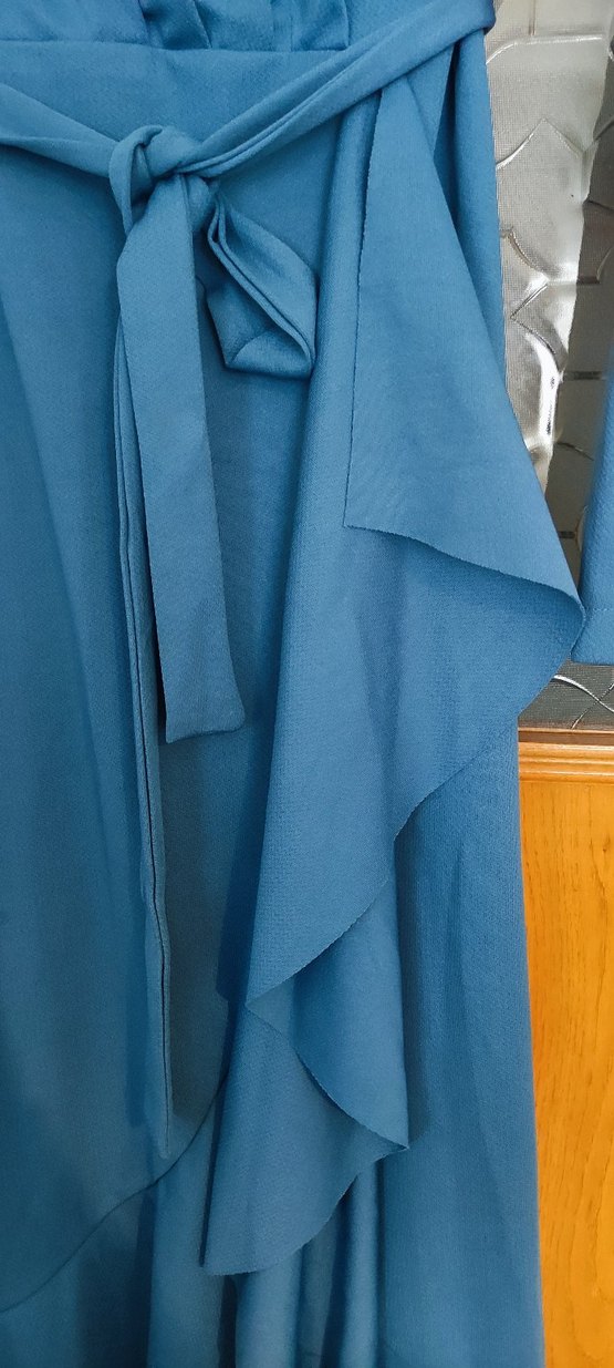 Mavi Uzun Drapeli Kadın Elbise - Görsel 4