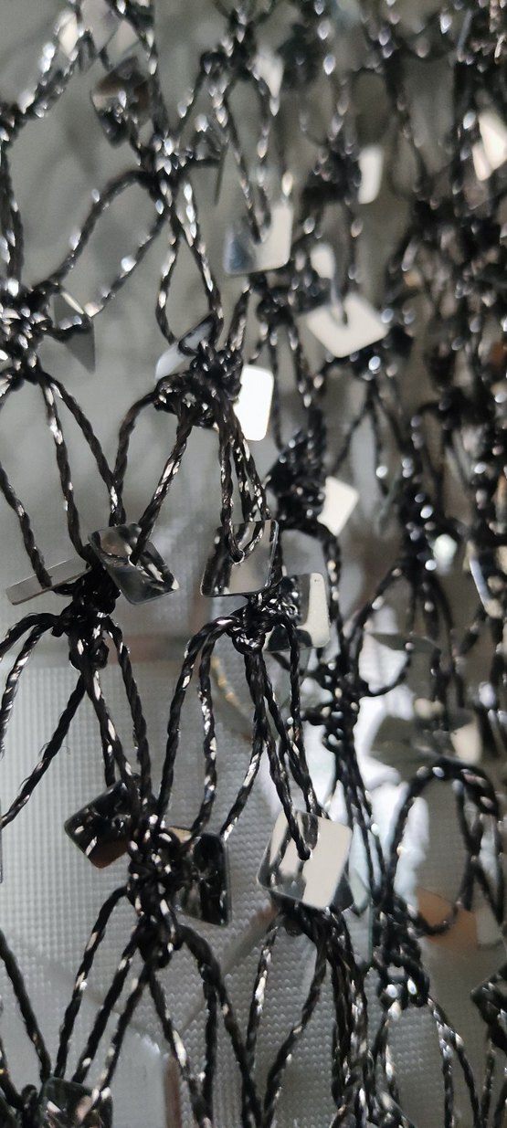 Boncuk İşlemeli Siyah Kadın Atkı - Görsel 3