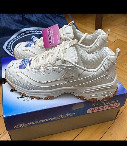 Skechers D?lites kadın ayakkabı