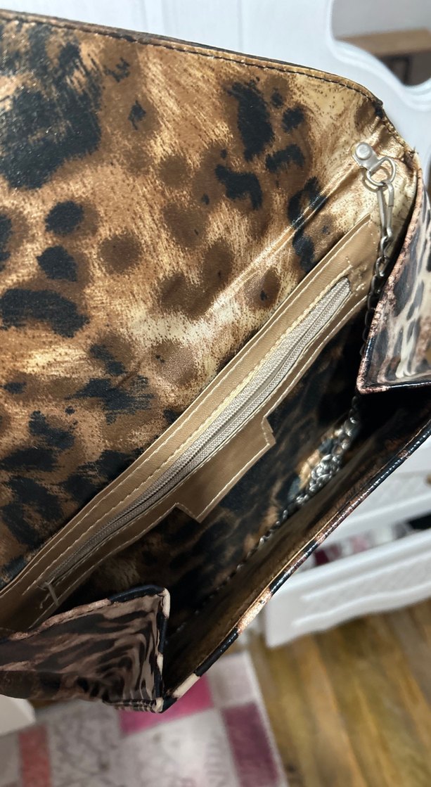 Kahverengi Leopar Desenli Kadın Deri Portföy Çanta - Görsel 2
