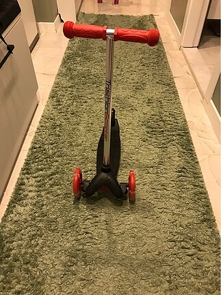  Beden kırmızı Renk Işıklı scooter