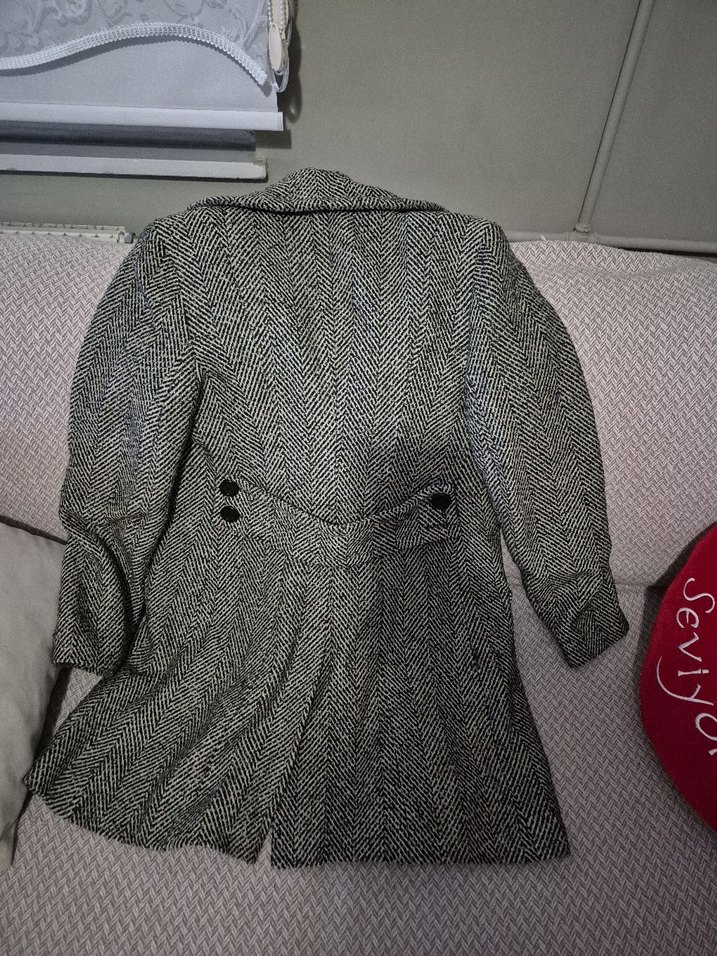 Gri kırcıllı Kaban 5 6 kez giyildi - Görsel 3