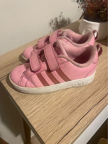 Adidas ayakkabı