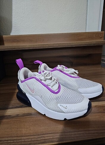 Nike Kız çocuk orijinal Nike spor ayakkabı