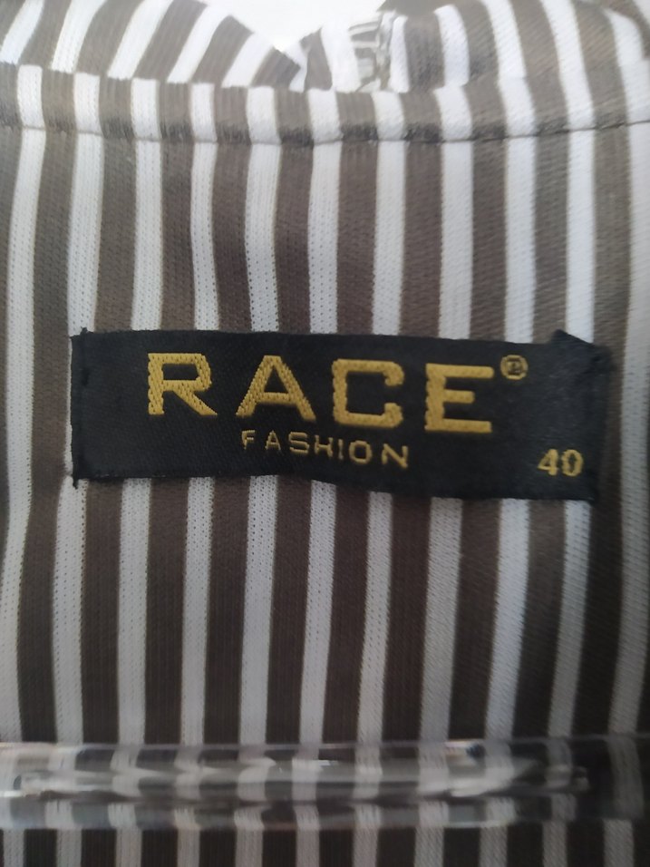 Kapüşonlu Rahat yağmurluk - Görsel 5