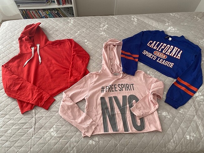 Sweatshirt
