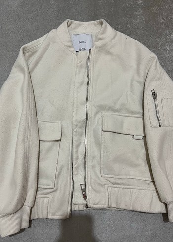 Bershka beyaz bomber ceket (S)