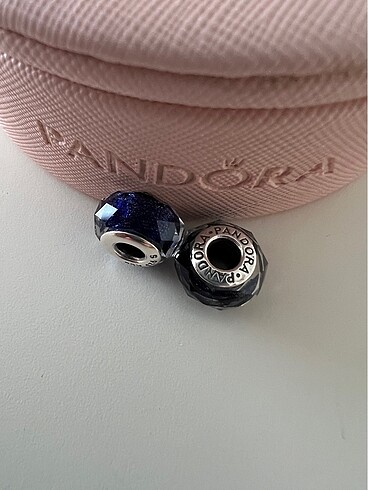 Pandora Pandora murano charm