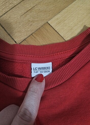 7 Yaş Beden Lcw yılbaşı sweatshirt