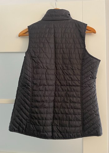 Siyah Fermuarlı Yüksek Yakalı Kadın Yelek - Görsel 3