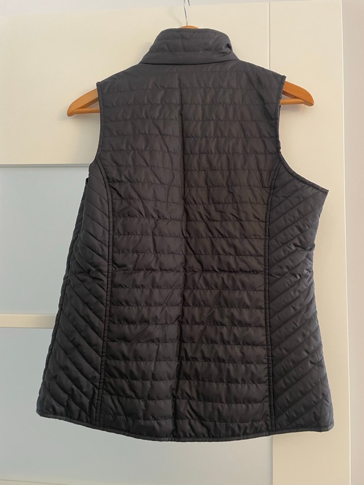 Siyah Fermuarlı Yüksek Yakalı Kadın Yelek - Görsel 3