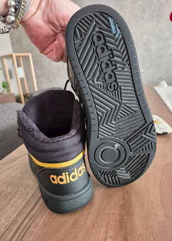 37 Beden Adidas ici tüylü Bot