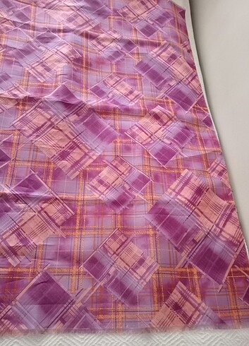 Pembe Tafta Çizgili Eşarp