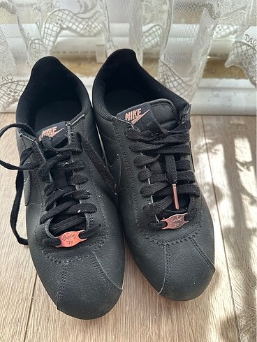 Nike Nike Cortez
