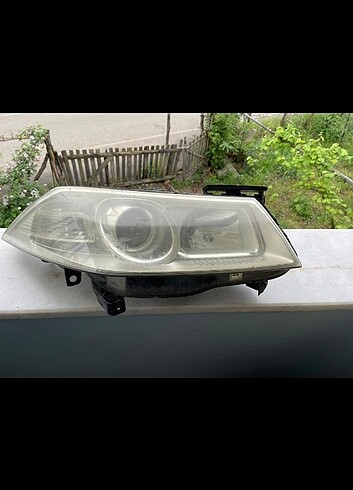 Diğer Megane Araba Farı