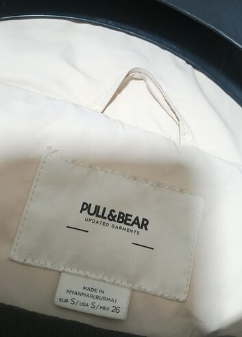 Pull and Bear Mont 