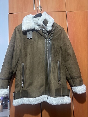 m Beden kahverengi Renk Pull bear kürklü ceket