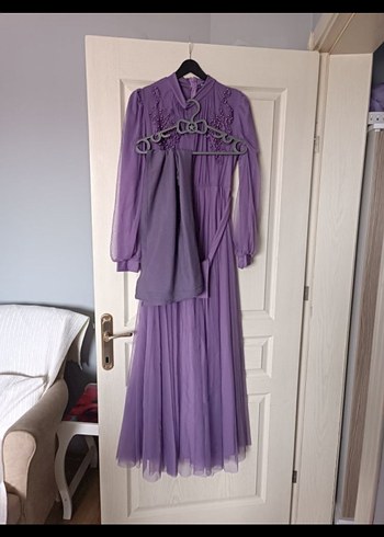 Uzun Kollu Mor Pilili Abiye Elbise - Görsel 3