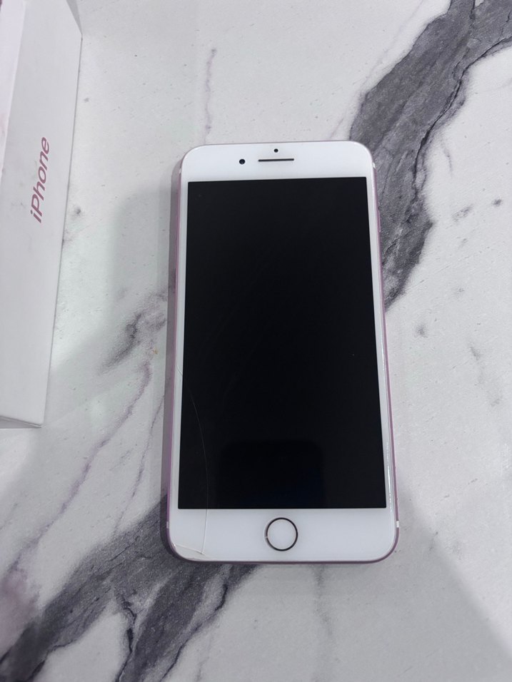 Pembe iPhone 7 Plus - Görsel 5
