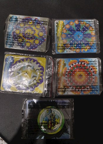 Çok Renkli Kartlı Strateji Oyunu Seti - Görsel 2