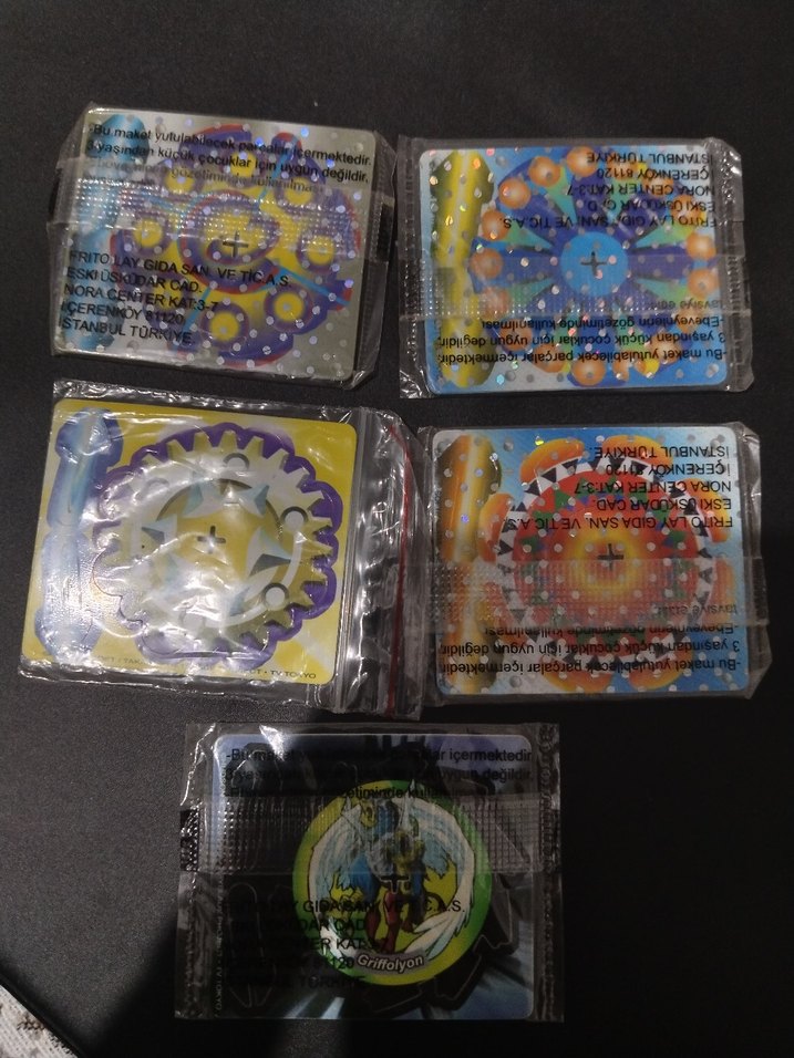 Çok Renkli Kartlı Strateji Oyunu Seti - Görsel 2